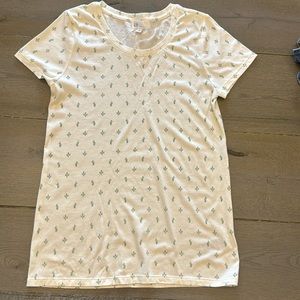Gap size small white t shirt with cactus on it
